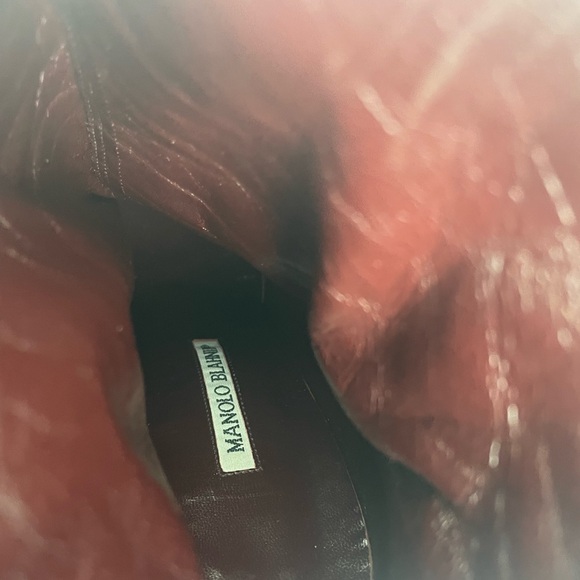 Manolo Blahnik Maroon Suede Ruched Bootie Size 39 - Picture 7 of 14